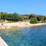 383b